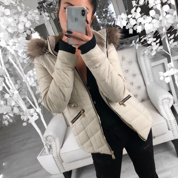 OUTT OF STOCKK - Picture 6 of 8